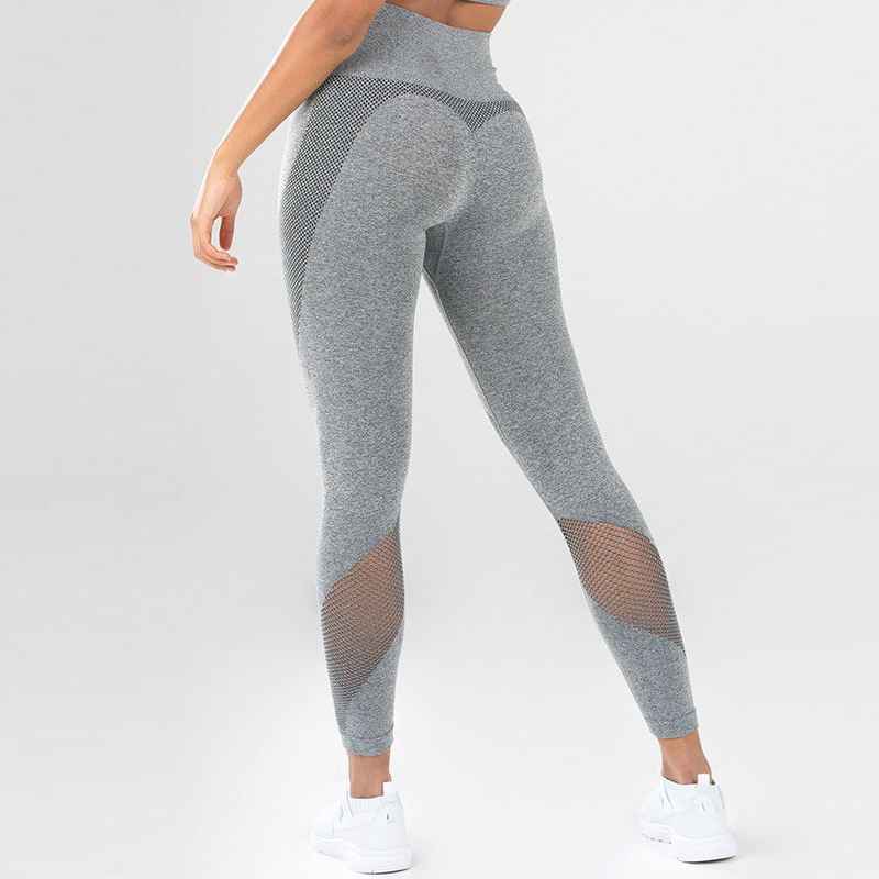 grey yoga pants outfit